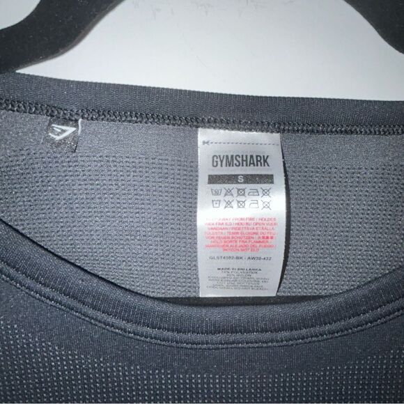 Gymshark Short Sleeve Top Shirt - Picture 3 of 6